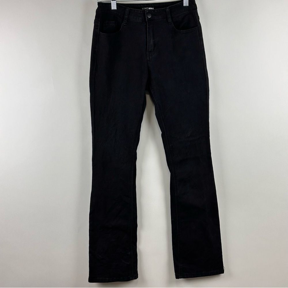 Fashion Nova Women's Straight Leg Stretch Jeans
